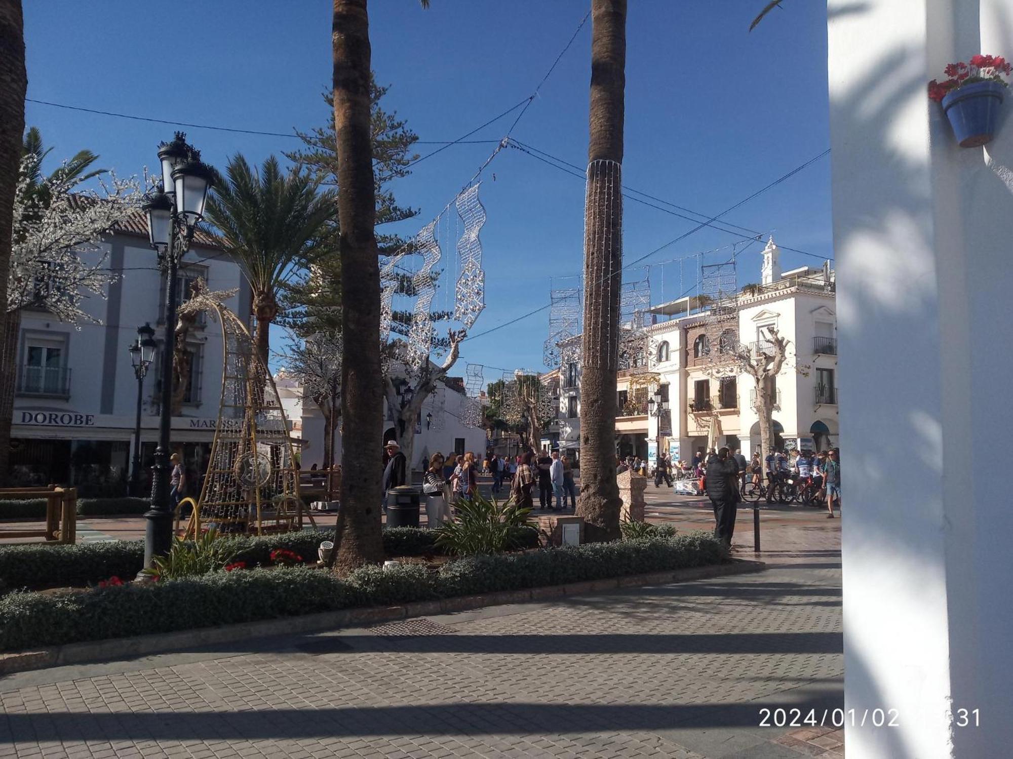 Apartamento Centro Nerja Proxi Playas Zewnętrze zdjęcie